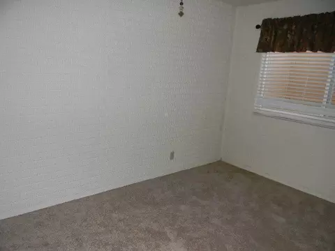 560 Encinas Ave, Gilbert, AZ 85234 photo 11