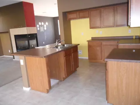 3836 E Pollack St, Phoenix, AZ 85042 photo 10