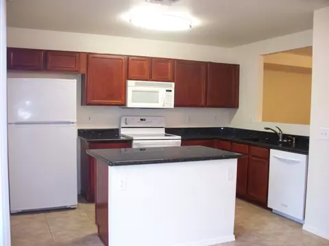 1057 E Pinto Dr, Gilbert, AZ 85296 photo 2