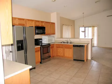 1305 W Carson Rd, Phoenix, AZ 85041 photo 3