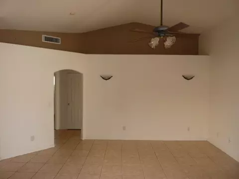 3113 Escuda Rd, Phoenix, AZ 85050 photo 3