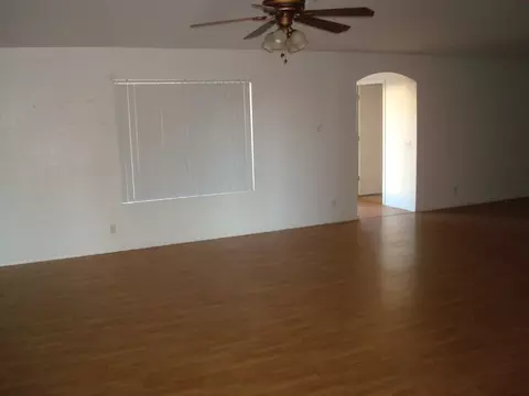 9412 Ellis St, Mesa, AZ 85207 photo 2