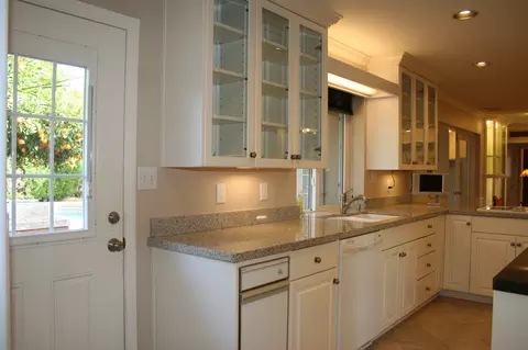 332 W Echo Ln, Phoenix, AZ 85021 photo 9