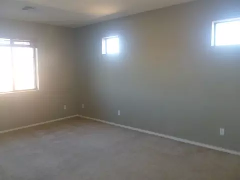 6927 E Scarlet Cir, Mesa, AZ 85207 photo 8