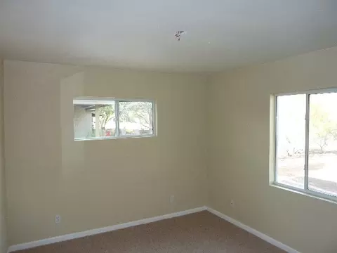 1025 E Georgia Ave, Phoenix, AZ 85014 photo 8
