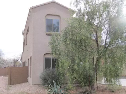 5826 S 9th Dr, Phoenix, AZ 85041 photo 2