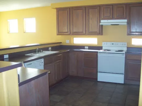 1037 E Jasper Dr, Gilbert, AZ 85296 photo 2