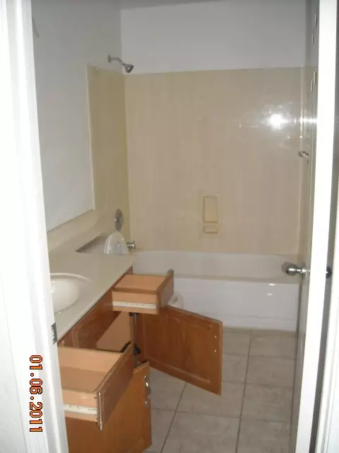 988 E Divot Dr, Tempe, AZ 85283 photo 8