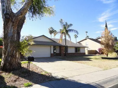 4645 E Beverly Ln, Phoenix, AZ 85032 photo 8