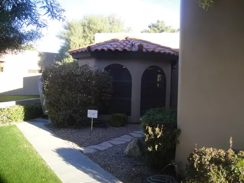 4070 E Round Hill Dr, Phoenix, AZ 85028 photo 2