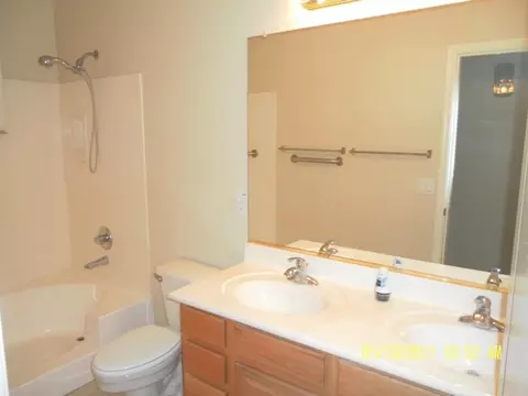 2325 S Granite St, Gilbert, AZ 85295 photo 9