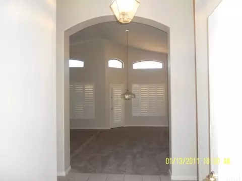 2325 S Granite St, Gilbert, AZ 85295 photo 2