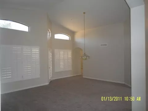 2325 S Granite St, Gilbert, AZ 85295 photo 4