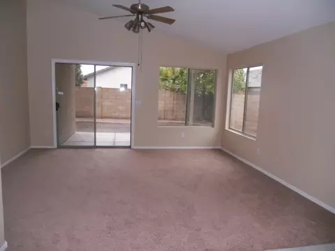 2294 E Arabian Dr, Gilbert, AZ 85296 photo 4