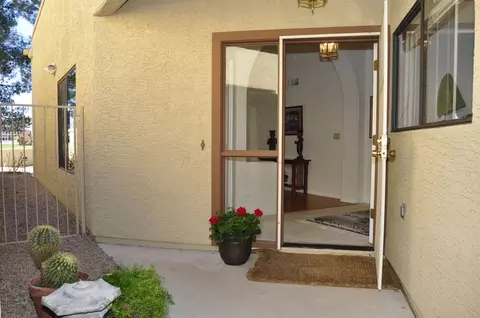4216 E Paradise Dr, Phoenix, AZ 85028 photo 2