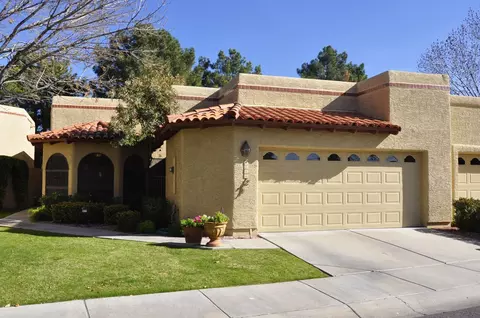4216 E Paradise Dr, Phoenix, AZ 85028 photo 1