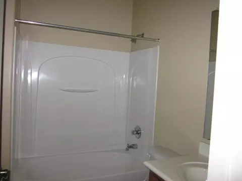 2249 E Huntington Dr, Phoenix, AZ 85040 photo 6