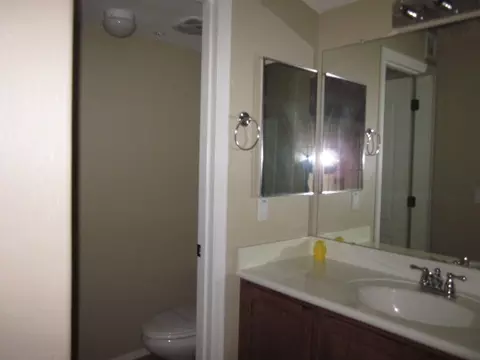 2249 E Huntington Dr, Phoenix, AZ 85040 photo 9