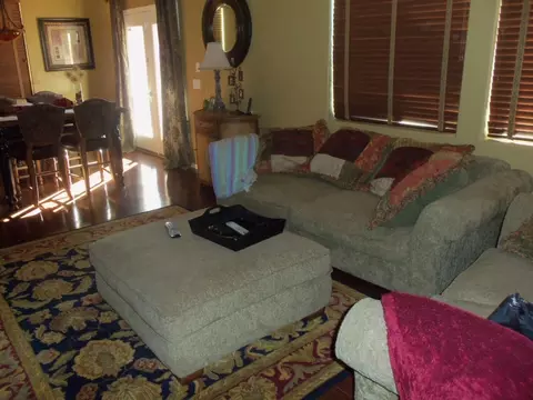993 S Colonial Ct, Gilbert, AZ 85296 photo 4