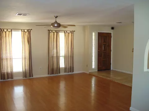 1934 E Diamond Dr, Tempe, AZ 85283 photo 4