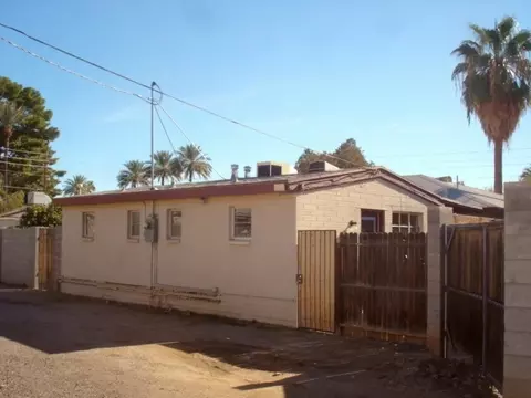 934 E Bethany Home Rd, Phoenix, AZ 85014 photo 2