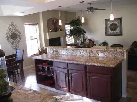 734 E Comstock St, Gilbert, AZ 85296 photo 3
