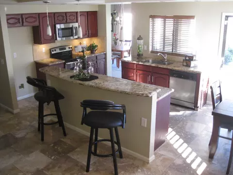 734 E Comstock St, Gilbert, AZ 85296 photo 4