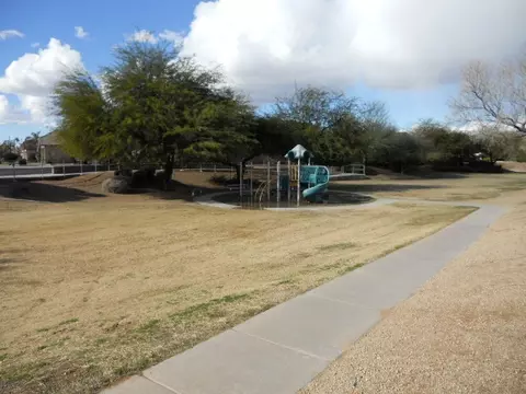 329 E Betsy Ln, Gilbert, AZ 85296 photo 20