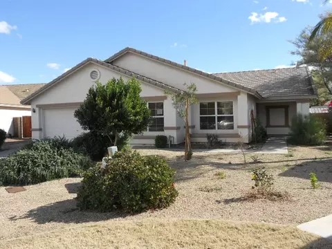 329 E Betsy Ln, Gilbert, AZ 85296 photo 1