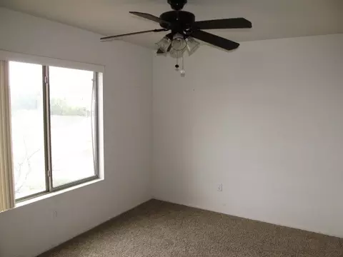 921 E Potter Dr, Phoenix, AZ 85024 photo 5
