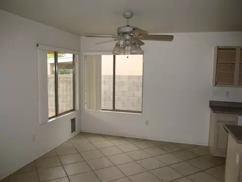 921 E Potter Dr, Phoenix, AZ 85024 photo 8