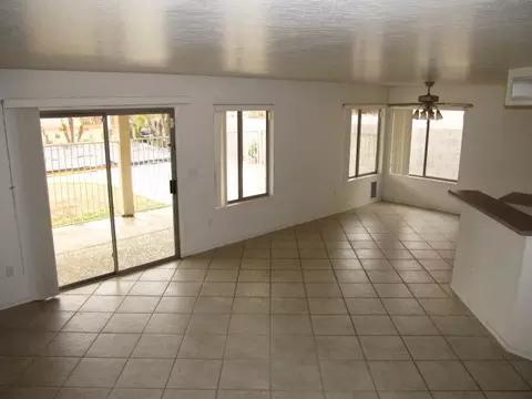 921 E Potter Dr, Phoenix, AZ 85024 photo 3