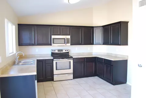 1736 W 19th Ave, Apache Junction, AZ 85120 photo 2
