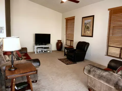 6904 E Portia St, Mesa, AZ 85207 photo 9