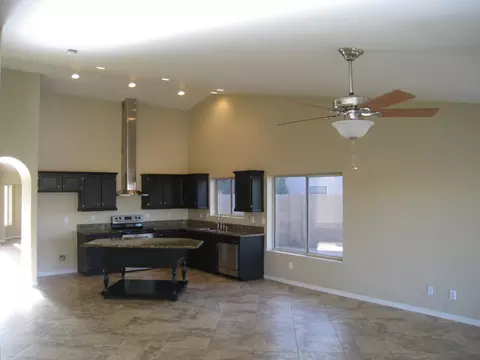 671 N Sunway Dr, Gilbert, AZ 85233 photo 7