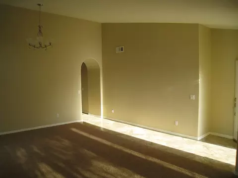 671 N Sunway Dr, Gilbert, AZ 85233 photo 3