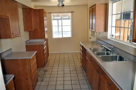 3047 Earll Dr, Phoenix, AZ 85016 photo 3