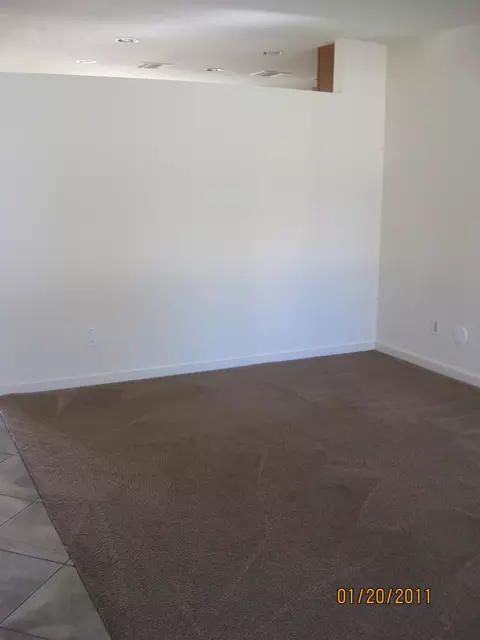 1307 W Behrend Dr, Phoenix, AZ 85027 photo 2