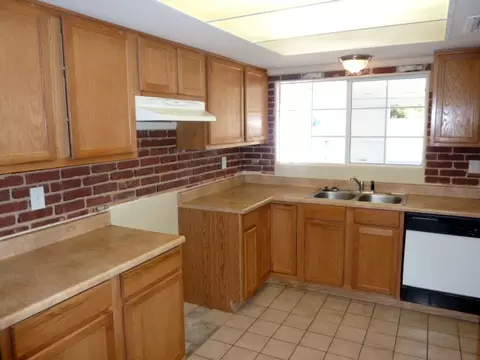 1649 S Chestnut --, Mesa, AZ 85204 photo 3