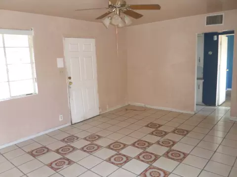 1827 E Cheery Lynn Rd, Phoenix, AZ 85016 photo 11