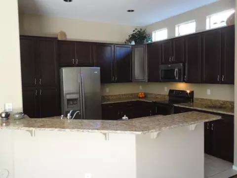 4357 E Briles Rd, Phoenix, AZ 85050 photo 2