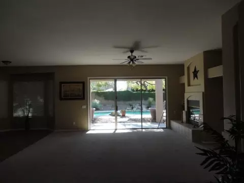 4357 E Briles Rd, Phoenix, AZ 85050 photo 7