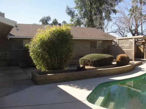 2090 E Pebble Beach Dr, Tempe, AZ 85282 photo 1