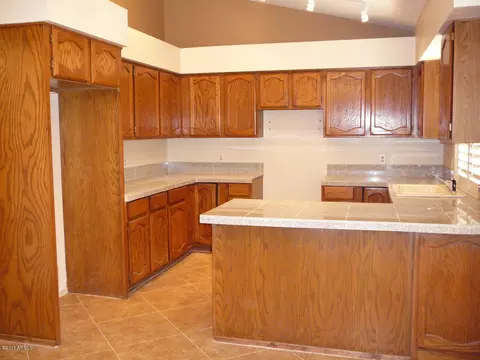 1358 S Rico --, Mesa, AZ 85204 photo 9