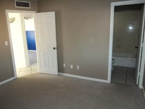 331 E Leah Ln, Gilbert, AZ 85234 photo 5