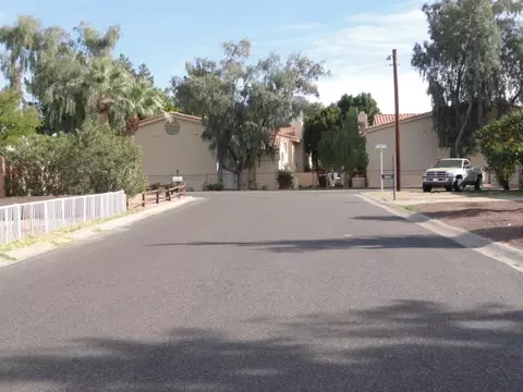 1236 E Wagon Wheel Dr, Phoenix, AZ 85020 photo 3