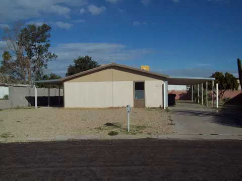 2616 E Morrow Dr, Phoenix, AZ 85050 photo 1