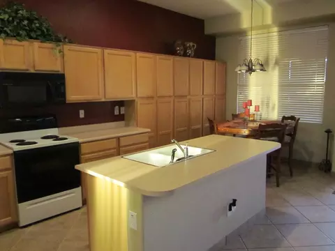 1064 N Cole Dr, Gilbert, AZ 85234 photo 5