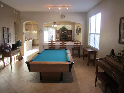 1064 N Cole Dr, Gilbert, AZ 85234 photo 3