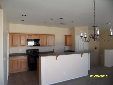 2813 E Dunbar Dr, Phoenix, AZ 85042 photo 4